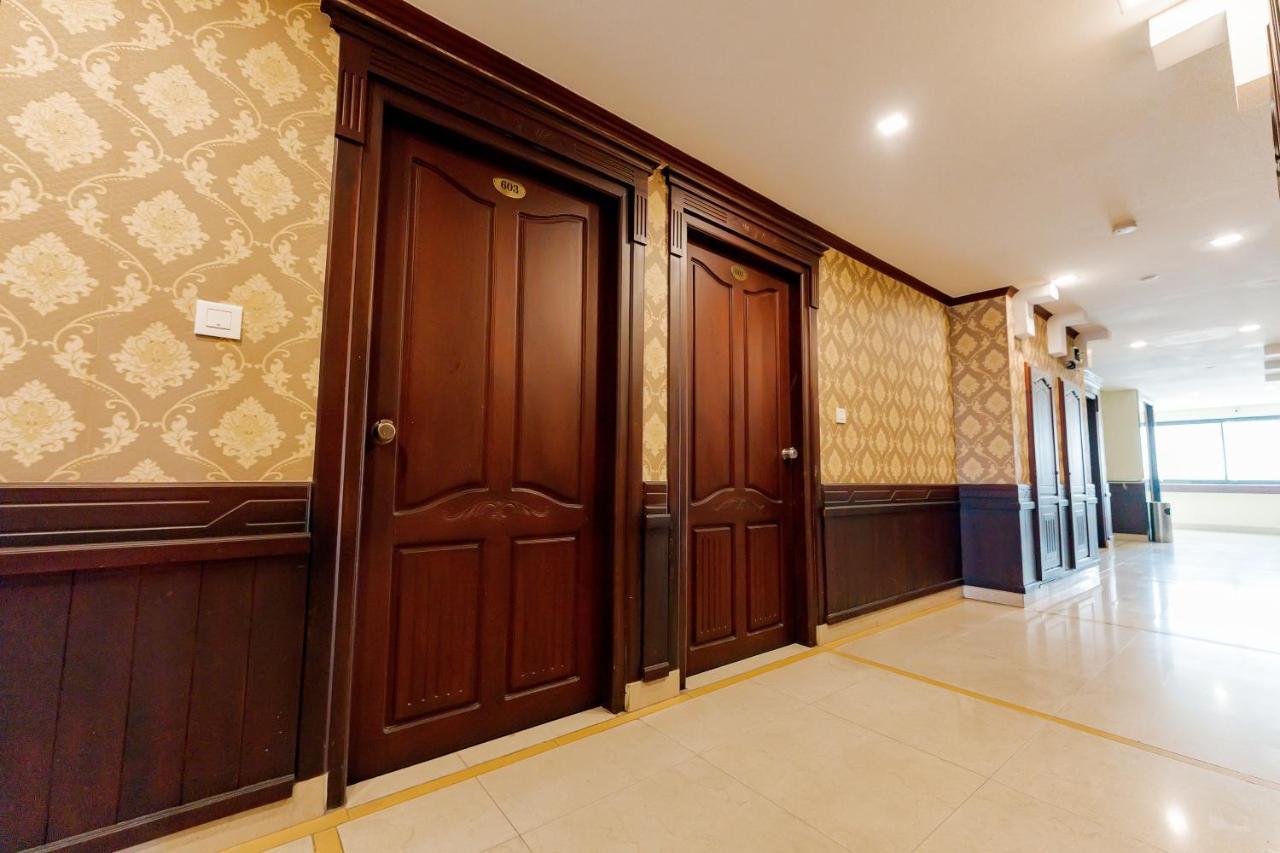 ออร์คิด เรซิเดนซี Hotel กัตตะยัม ภายนอก รูปภาพ