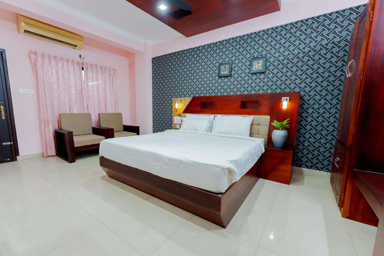 ออร์คิด เรซิเดนซี Hotel กัตตะยัม ภายนอก รูปภาพ