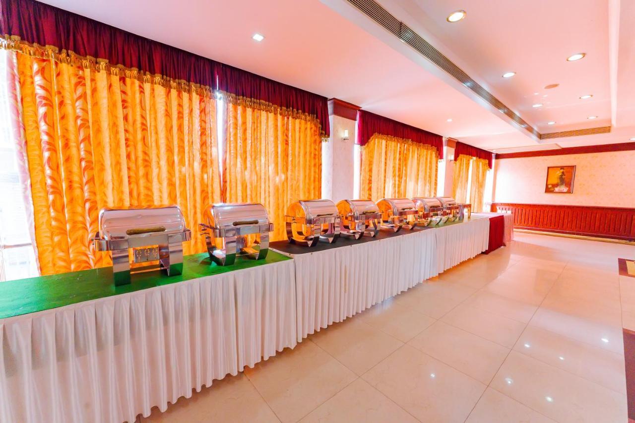 ออร์คิด เรซิเดนซี Hotel กัตตะยัม ภายนอก รูปภาพ