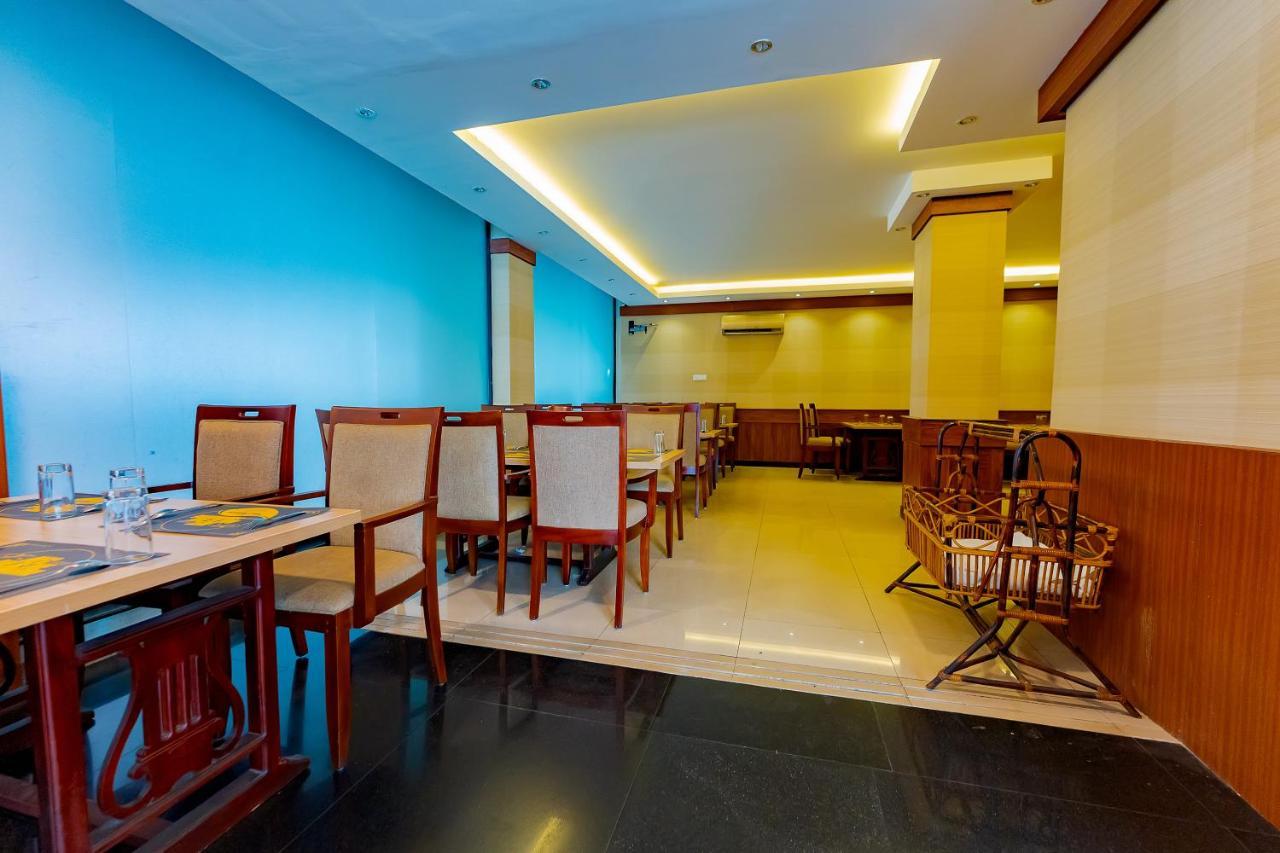 ออร์คิด เรซิเดนซี Hotel กัตตะยัม ภายนอก รูปภาพ