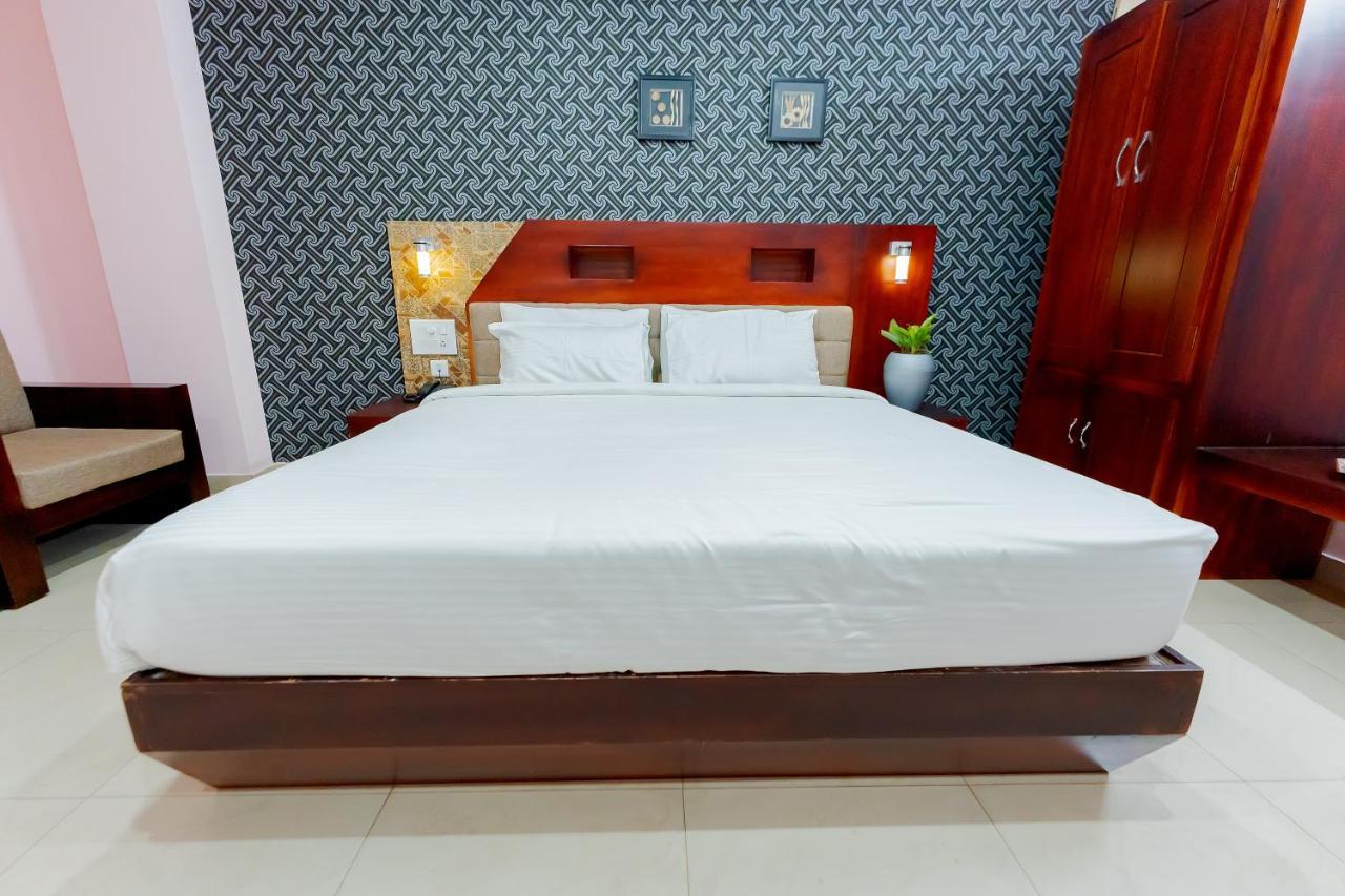 ออร์คิด เรซิเดนซี Hotel กัตตะยัม ภายนอก รูปภาพ