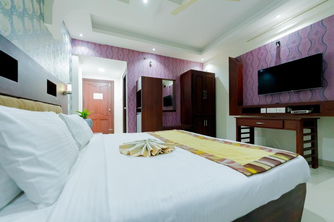 ออร์คิด เรซิเดนซี Hotel กัตตะยัม ภายนอก รูปภาพ